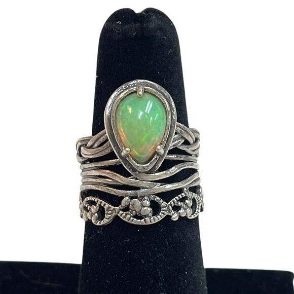 Unique ISRAEL 925 SILVER RING Green Stone Size 5.5 - Picture 1 of 5
